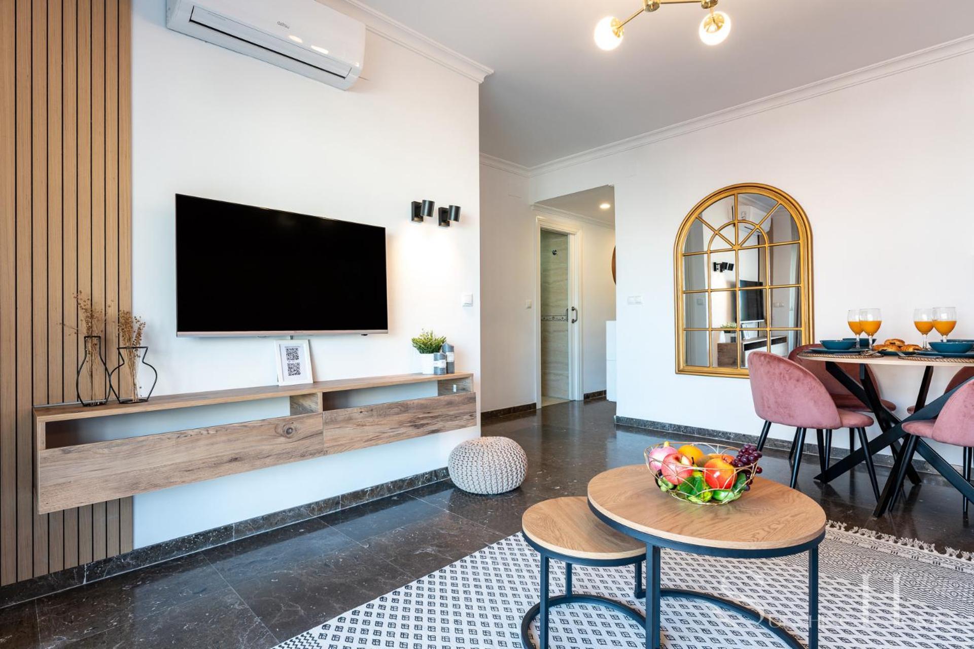First Line , Cosy And Comfortable + Swimming Pool توريمولينوس المظهر الخارجي الصورة
